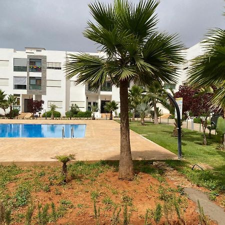Lovely 4-Bedroom Condo With Pool Рабат Екстериор снимка